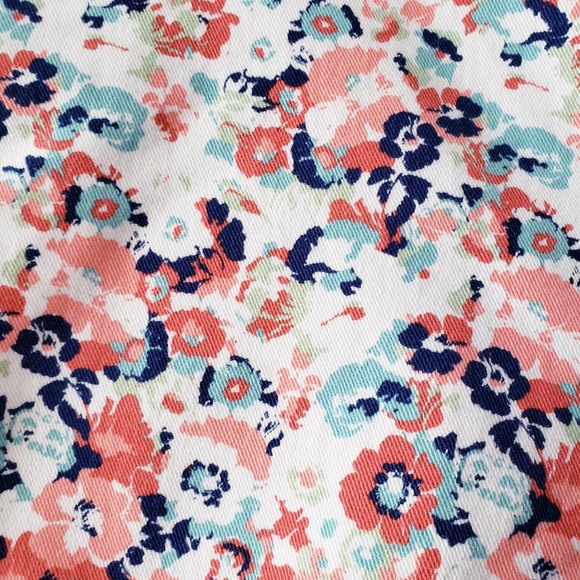 💥SOLD💥 Gloria Vanderbilt Amanda Floral Short - Picture 5 of 7